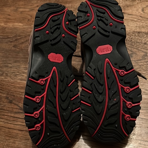 Red Head Boots - Picture 5 of 6